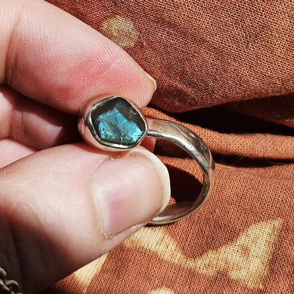 CHAINED LABRADORITE STERLING RING - Picture 3 of 7